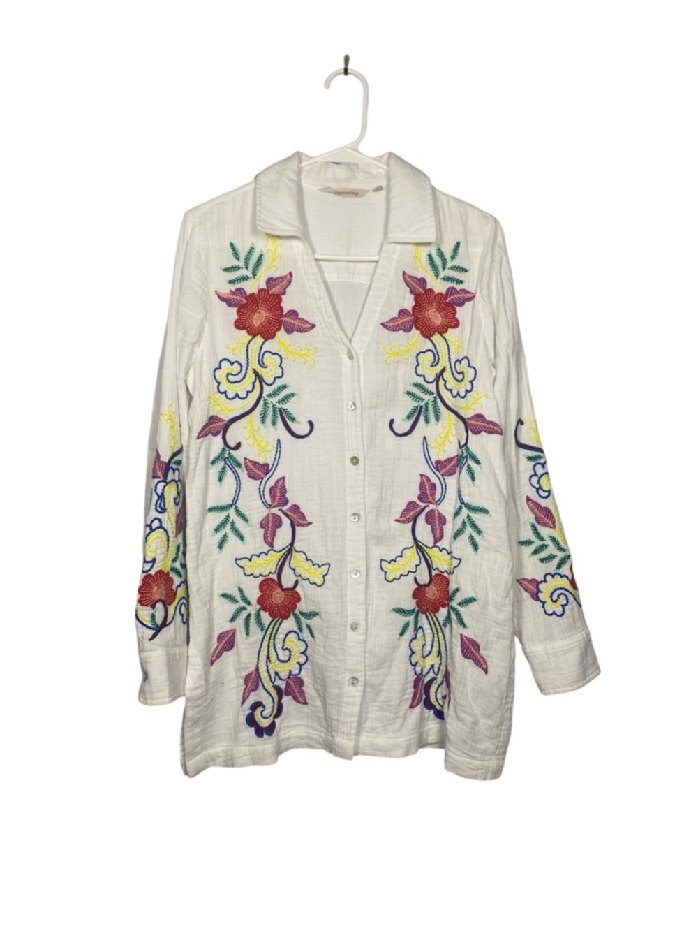 Soft Surroundings White Floral Embroidered Button Down Shirt Cotton